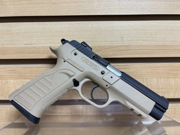 EUROPEAN AMERICAN ARMORY TANFOGLIO WITNESS 9MM FDE