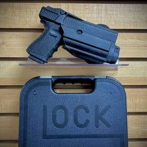 GLOCK 23 GEN 3 WITH LIGHT AND HOLSTER