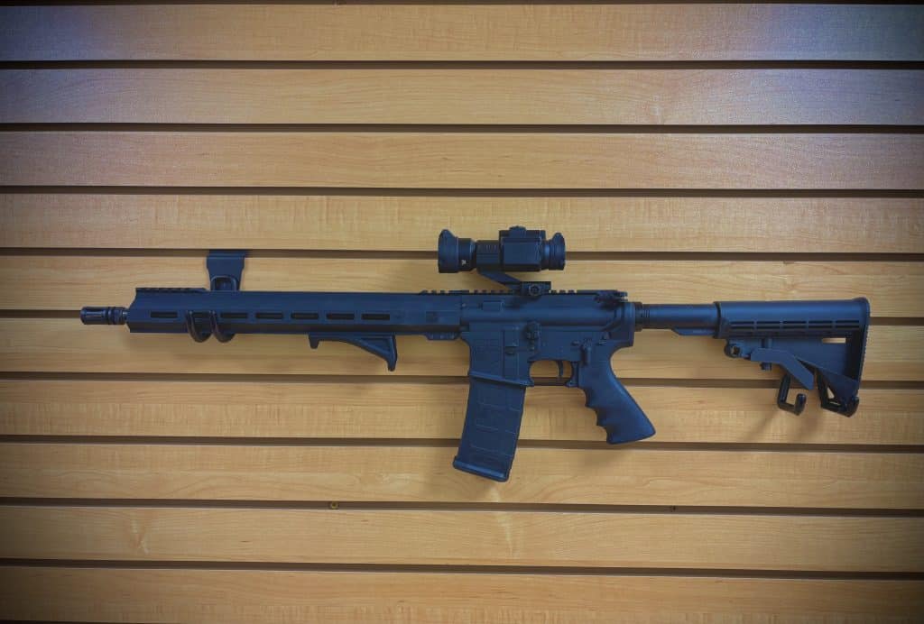 DIAMONDBACK 5.56 NATO RIFLE WITH VORTEX