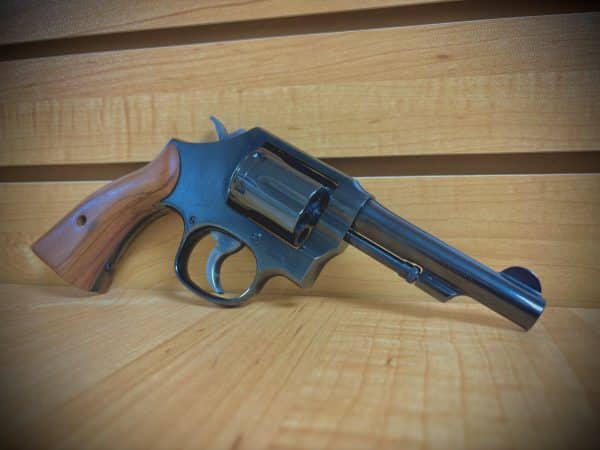 SMITH & WESSON MODEL 10 CLASSIC 38SPL NEW IN BOX
