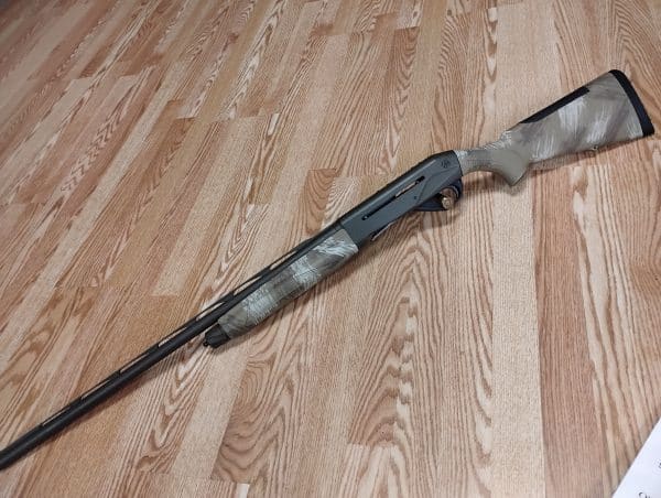 Like New Weatherby Sorix 12 Ga - Image 2