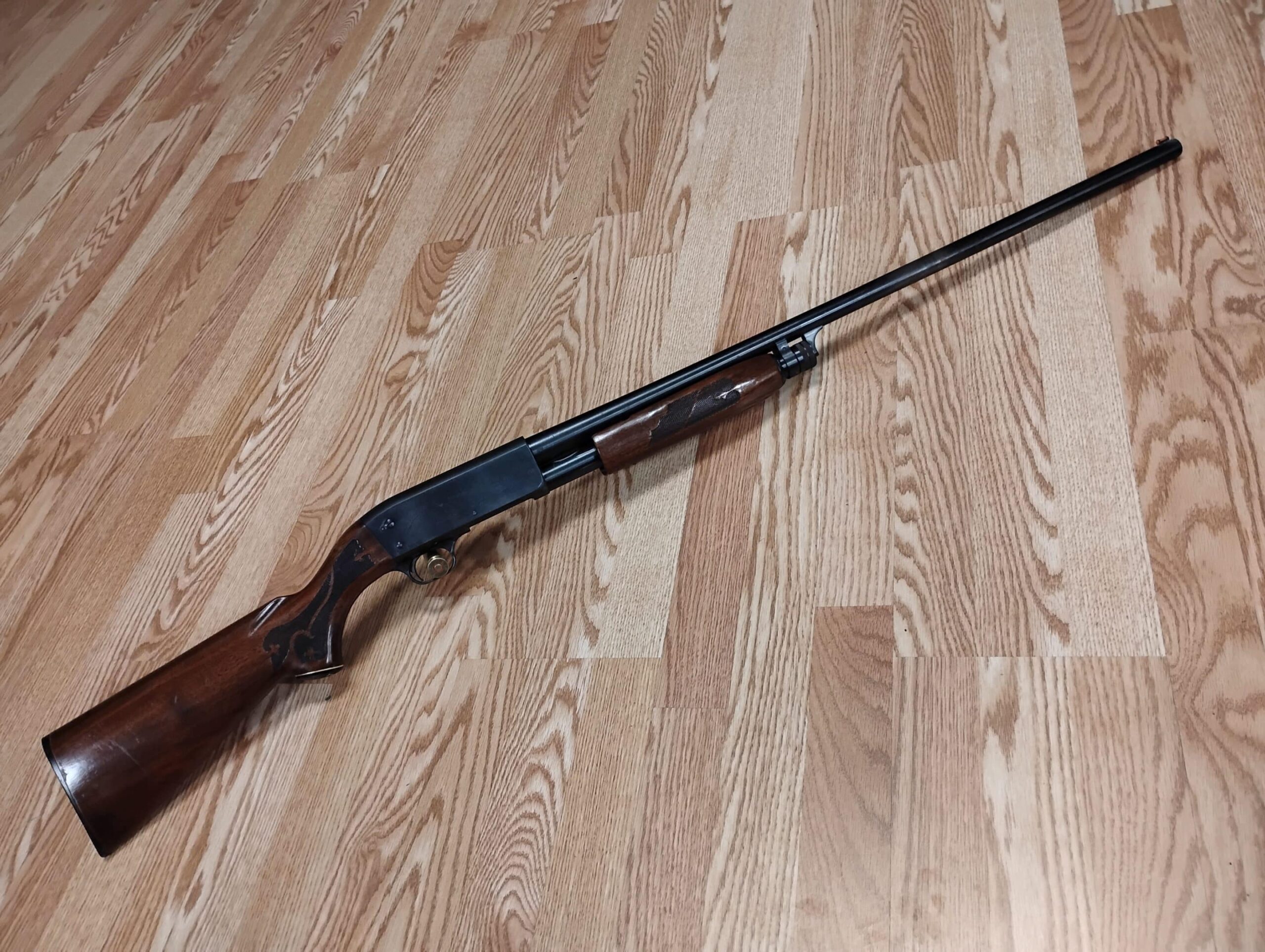 Pre Owned Ithaca Model 37 12 ga