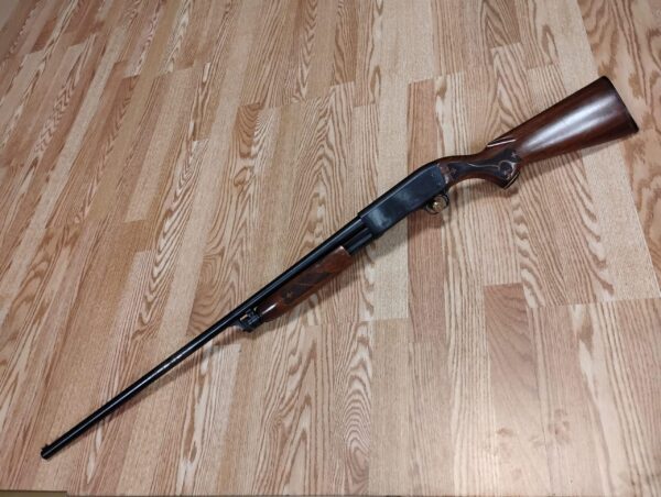 Pre Owned Ithaca Model 37 12 ga - Image 3