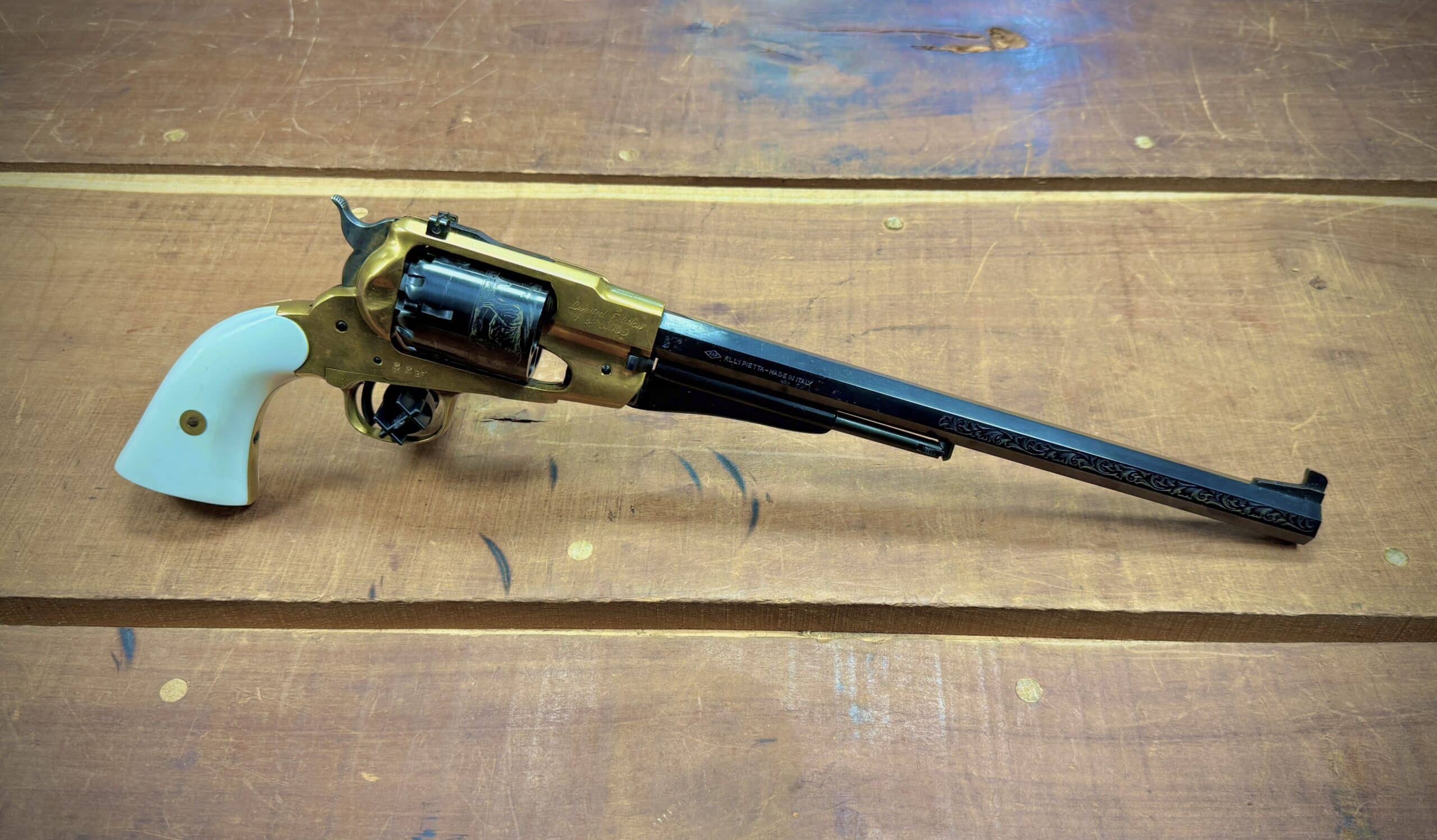 1 of 5000 pietta buffalo hunter 44 blackpowder - Image 2