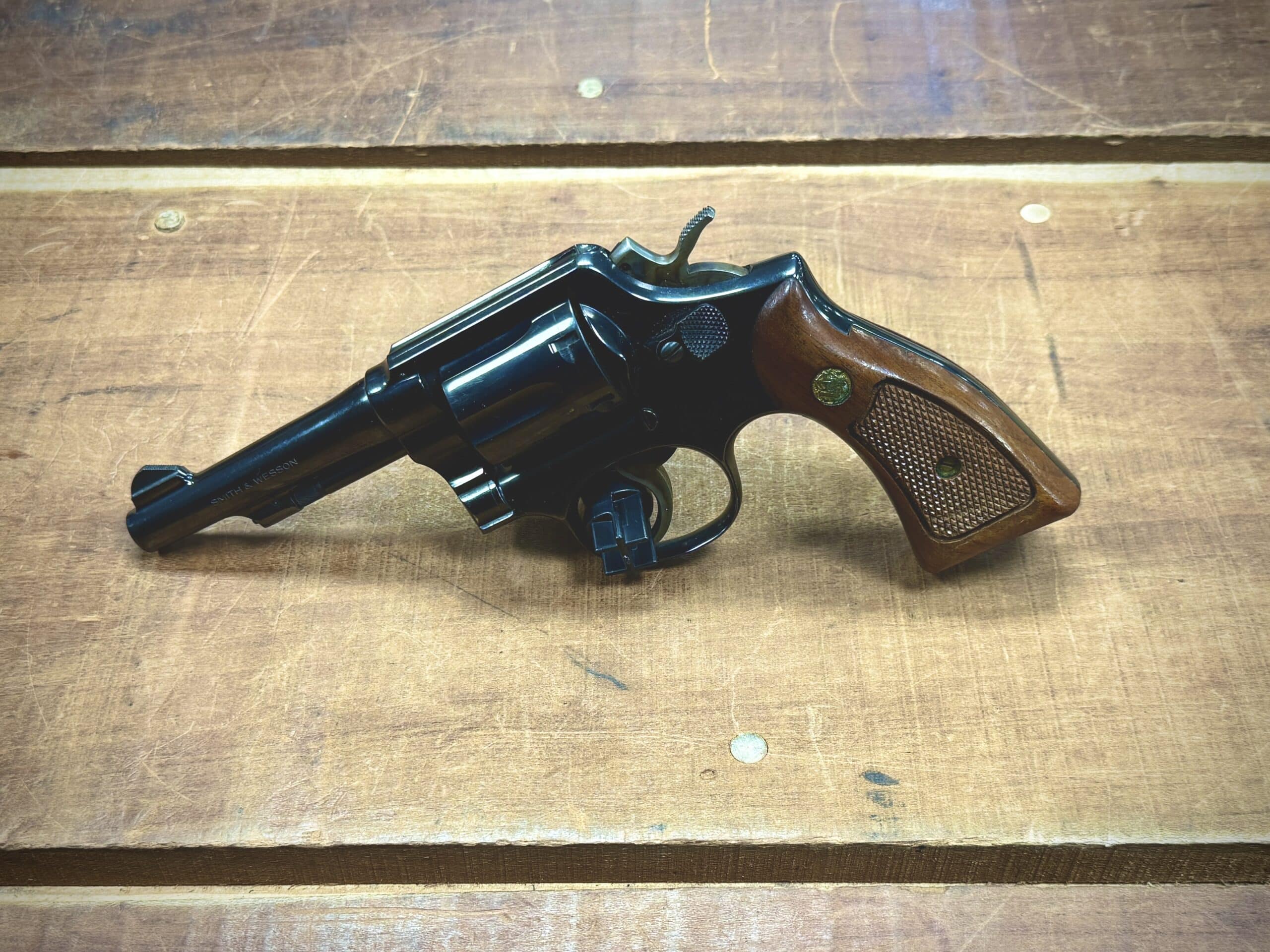 SMITH & WESSON 10-5 IN GREAT CONDITION 38 spl - Image 2