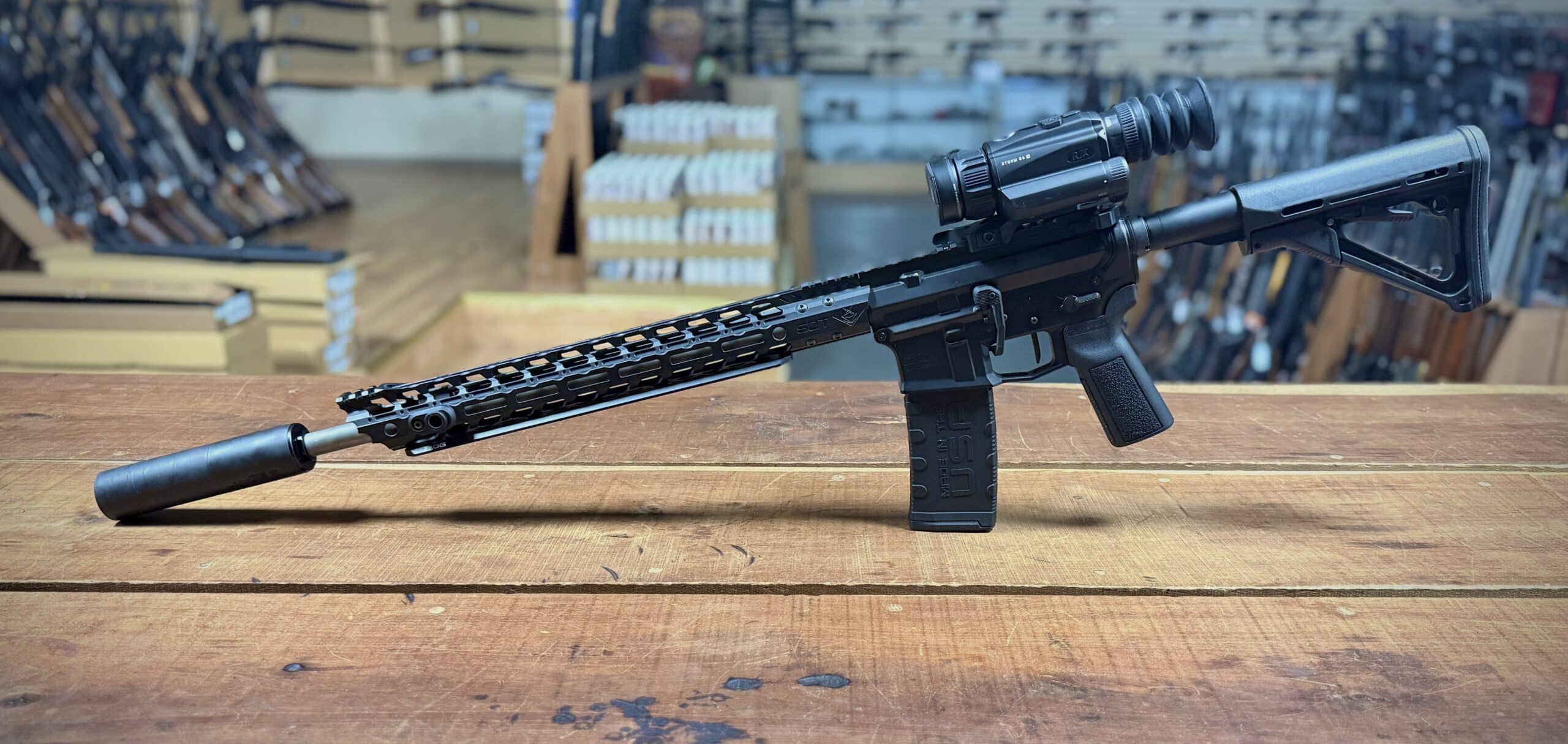 AERO PRECISION M4E1 RIFLE WITH RIX STORM THERMAL SCOPE & CMMG ZEROED 30 - Image 4