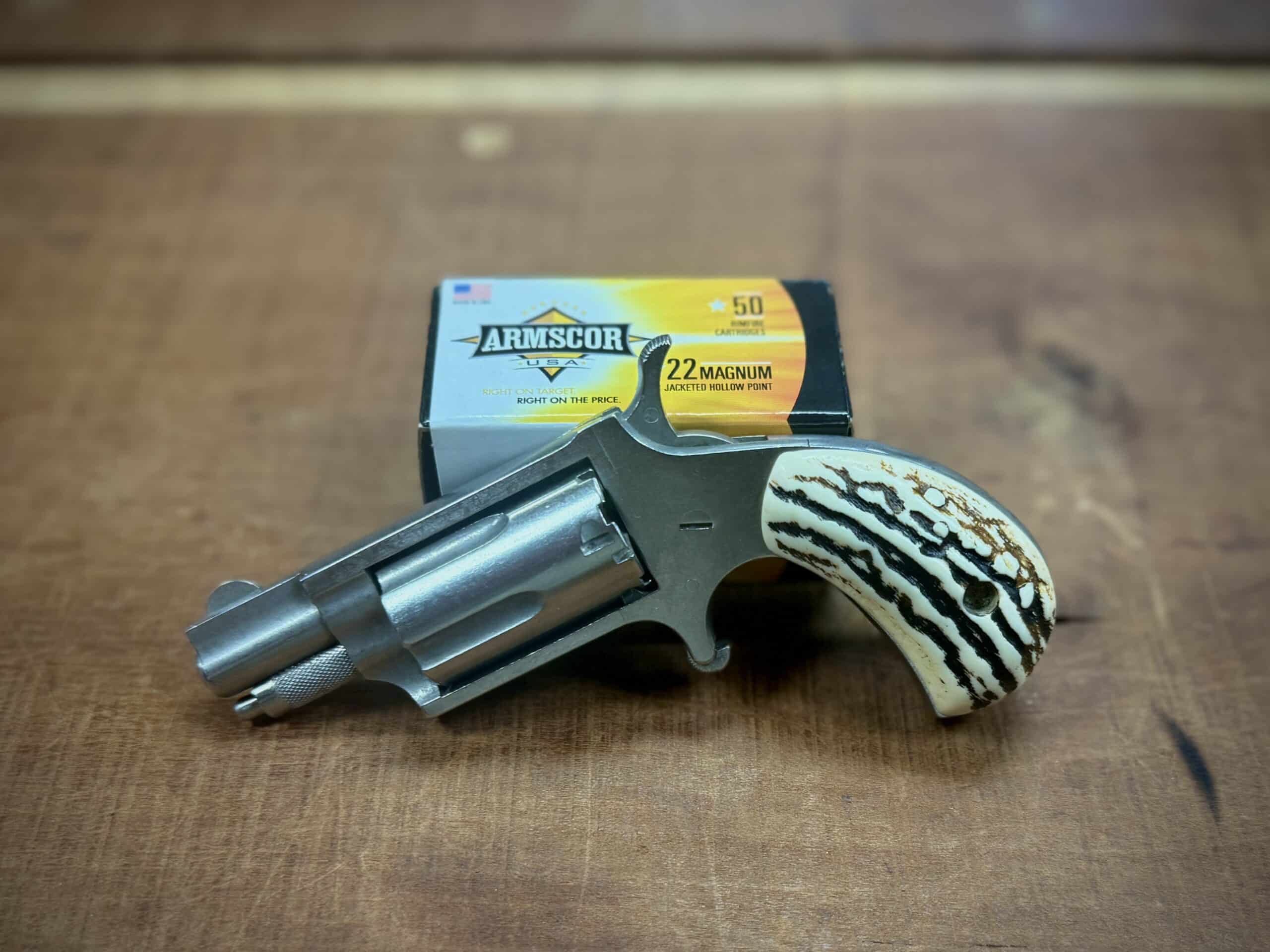 NAA NORTH AMERICAN ARMS 22 MAGNUM REVOLVER - Image 3