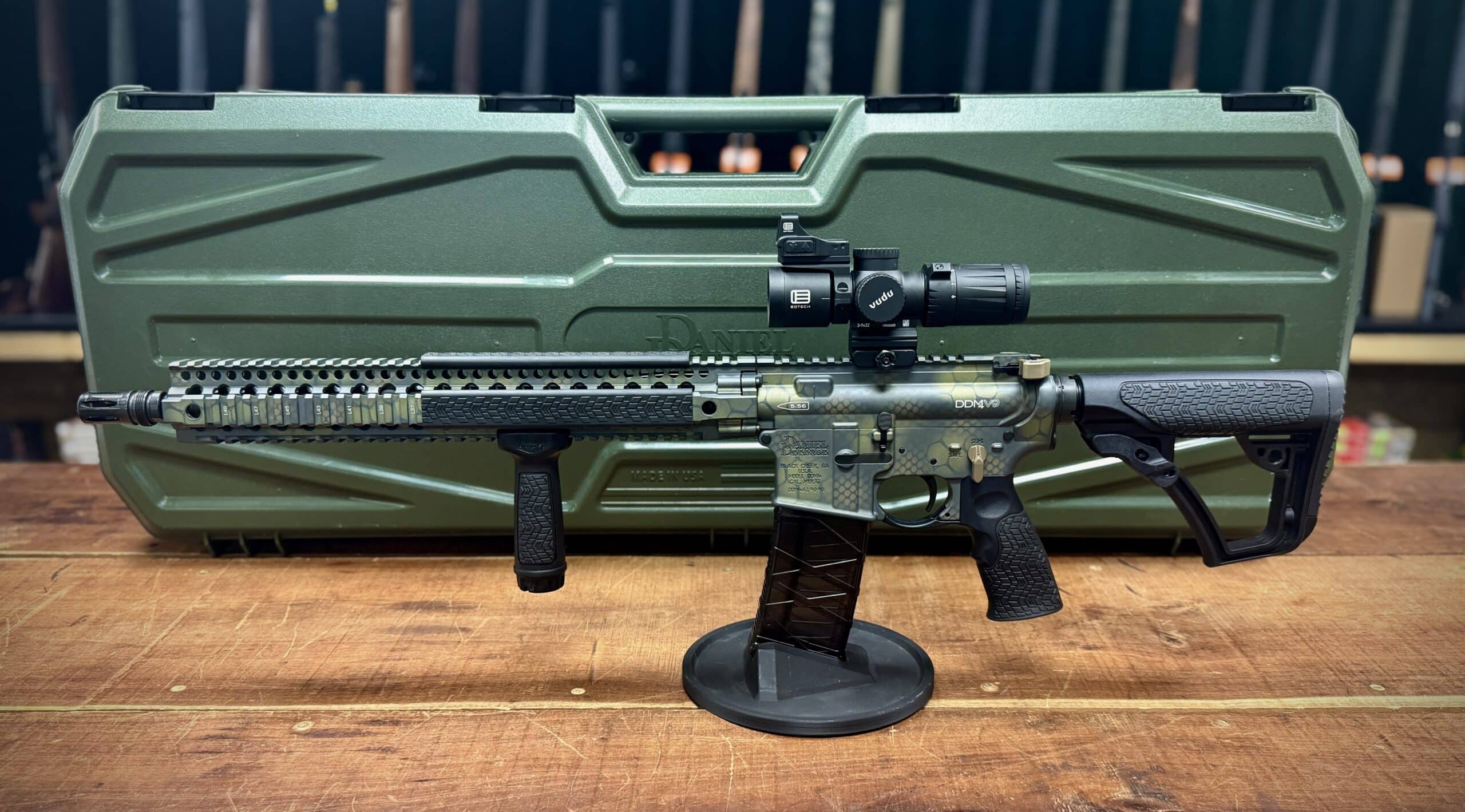 DANIEL DEFENSE DDM4 V9 5.56 CROCODILE WITH EOTECH VUDU - Image 3