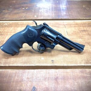 SMITH AND WESSON 19-2 357 MAGNUM REVOLVER