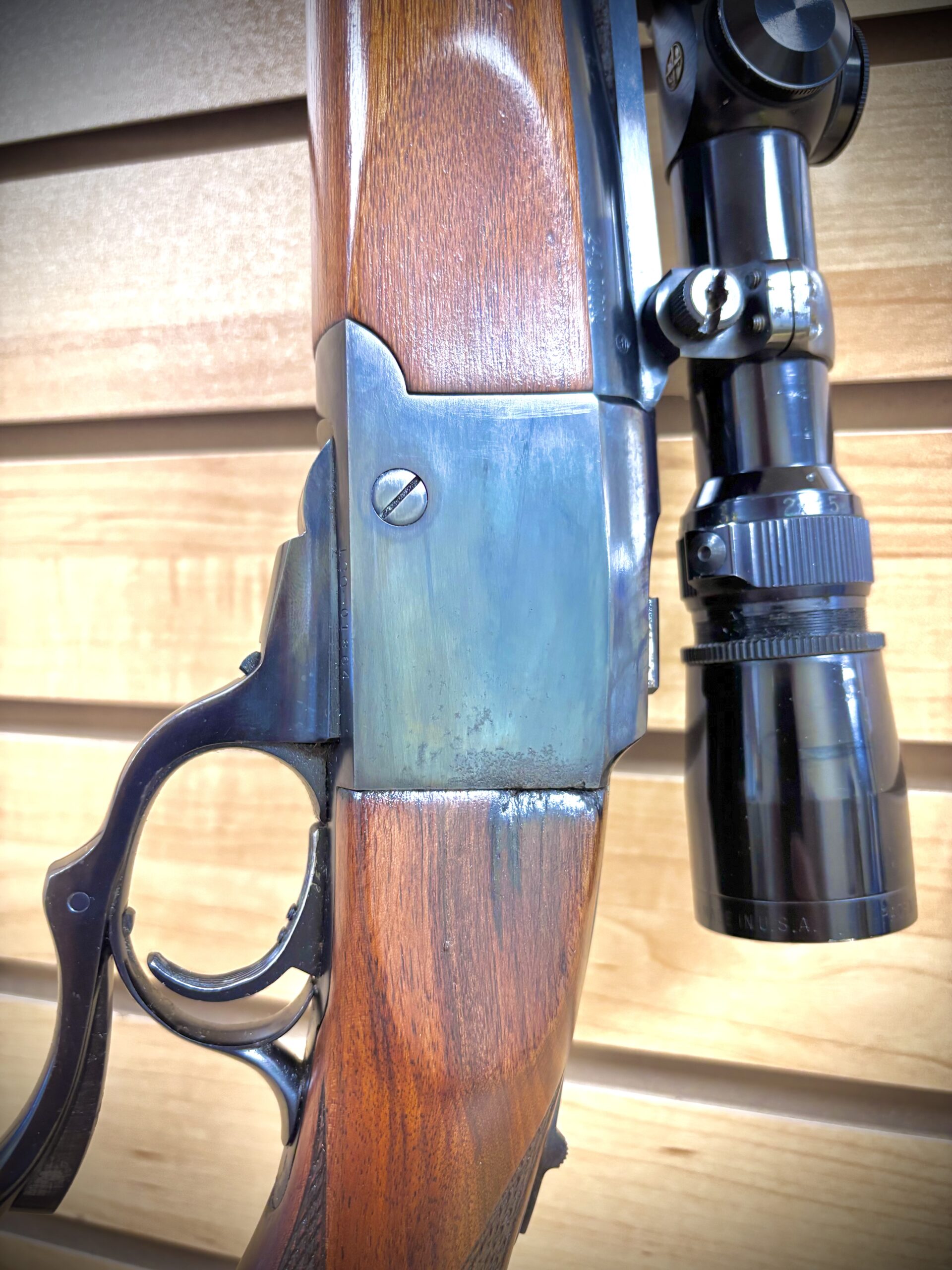 1971 RUGER NO.1 243 WITH LEUPOLD SCOPE. - Image 3