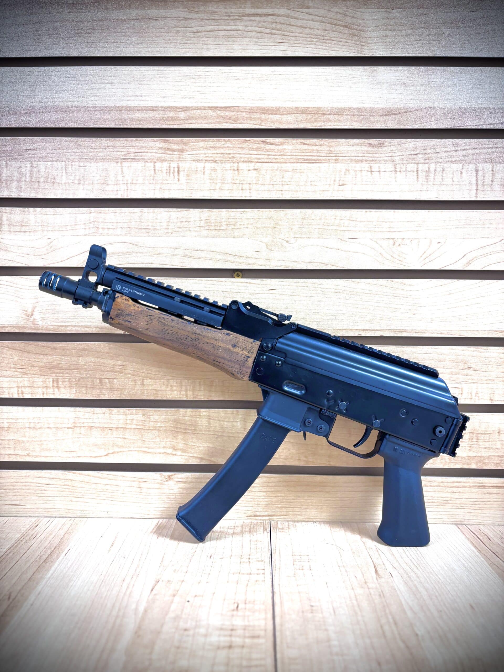KALASHNIKOV USA KP-9 PISTOL 9MM HAS HARD CASE - Image 2