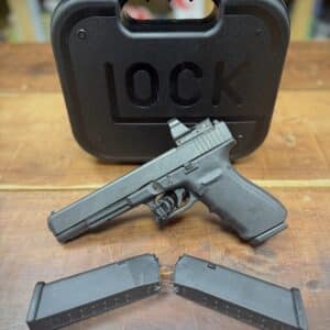 PRE OWNED GLOCK 40 GEN 4 MOS WITH LEUPOLD DELTA PRO WITH 3 MAGS