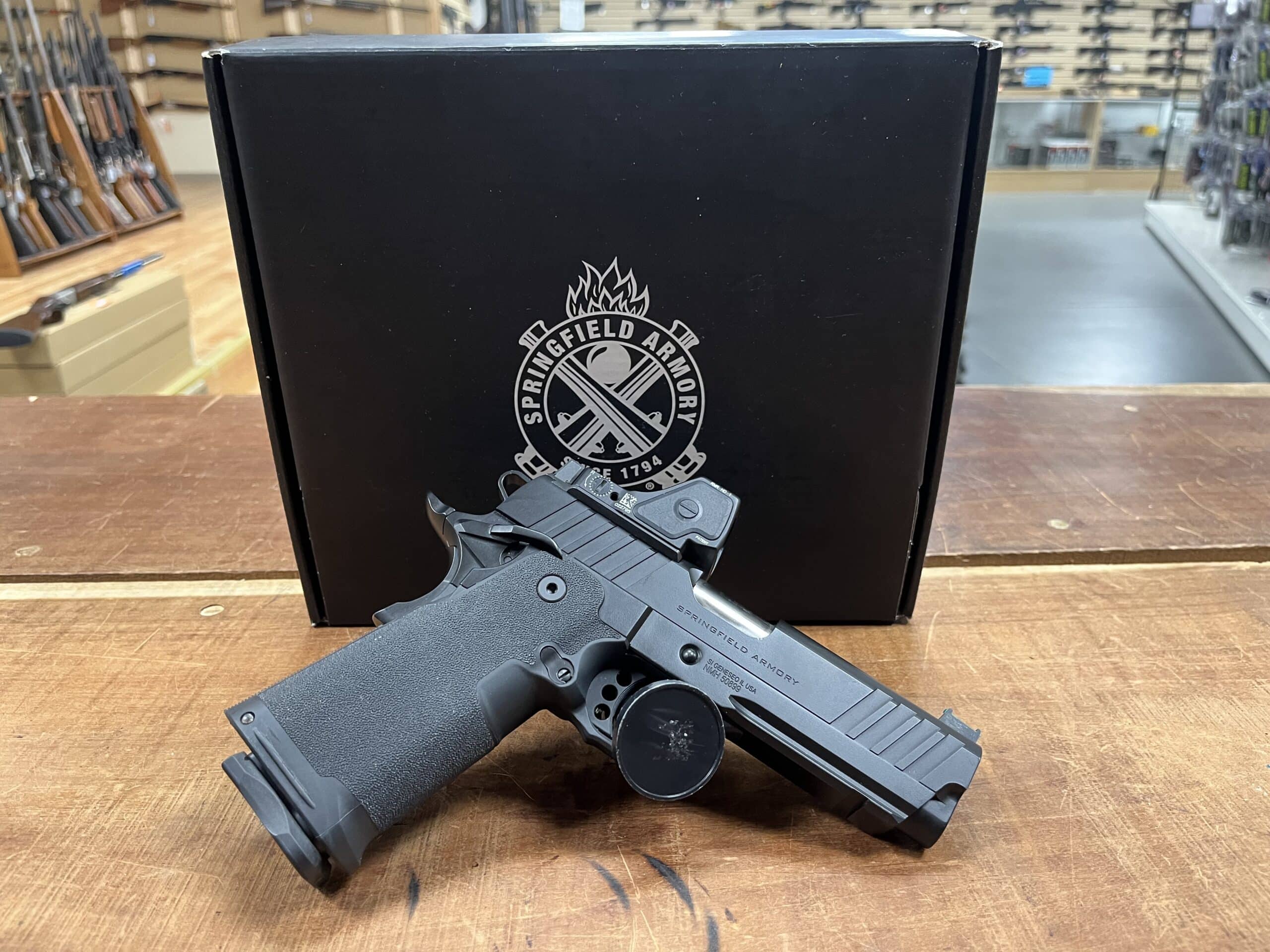 SPRINGFIELD ARMORY DS PRO WITH TRIJICON HD1 - Image 2