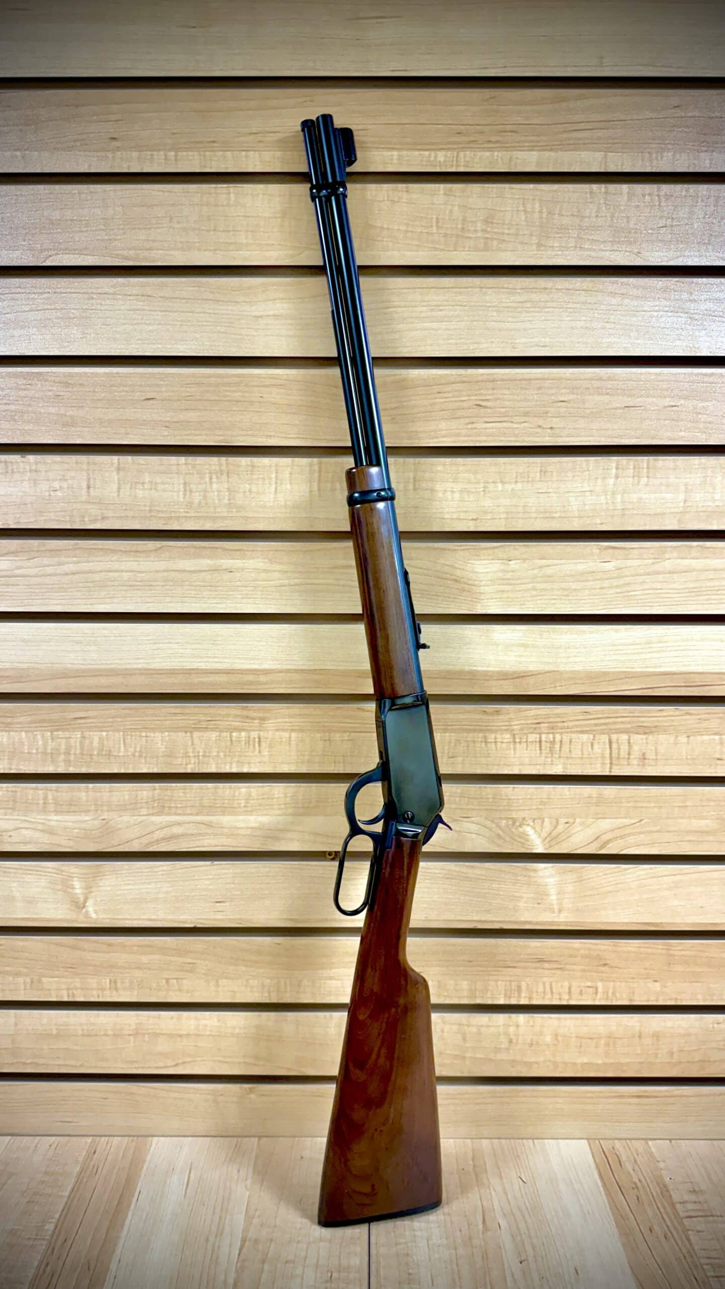 1973 WINCHESTER 9422 MAGNUM WITH ORIGINAL BOX $ 1999.99 FREE SHIPPING - Image 2