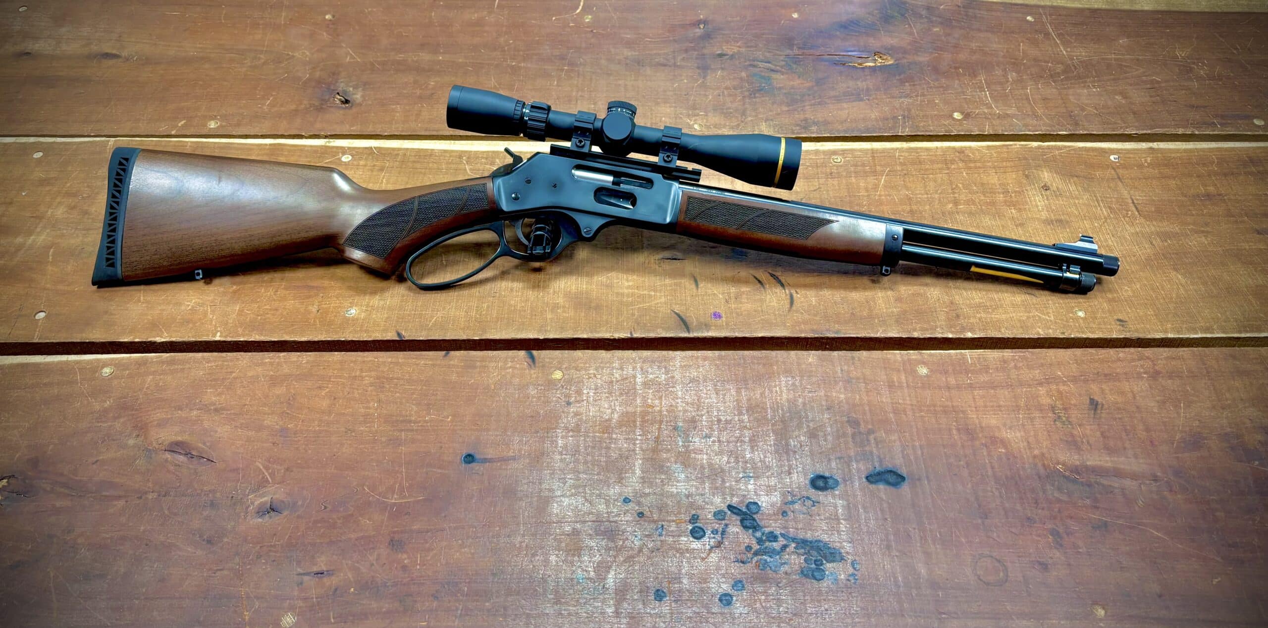 HENRY 360 BUCKHAMMER WITH LEUPOLD SCOPE