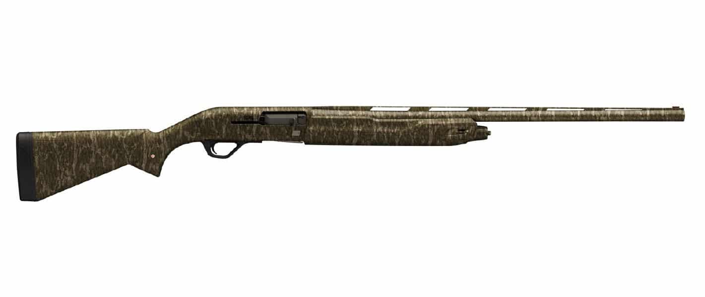 Winchester SX4 Waterfowl Hunter 12 gauge shotgun with 28-inch barrel and Mossy Oak Bottomland finish